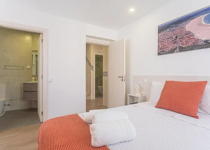 T2 Duplex Coral House דירה *